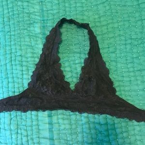 ✨FREE PEOPLE HALTER BRALETTE ✨